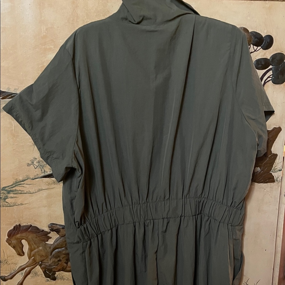 Fabletics Army Green Jumpsuit with Zipper - Picture 6 of 6